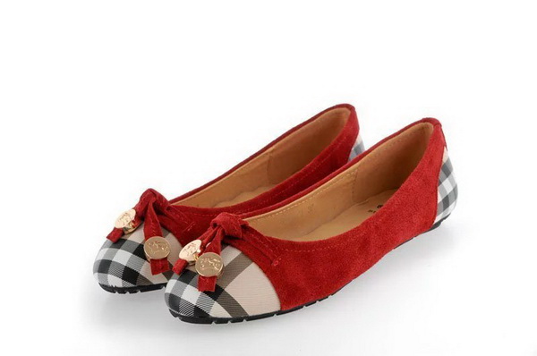 Burberry Shallow mouth flat shoes Women_001